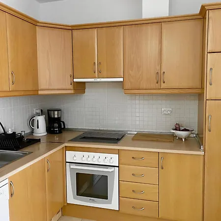 Lucie Exclusive With A Stunning View Daire *