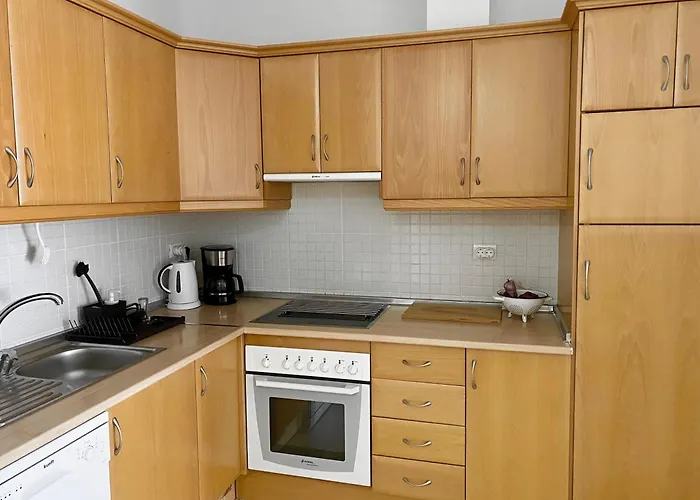 Lucie Exclusive With A Stunning View דירה *